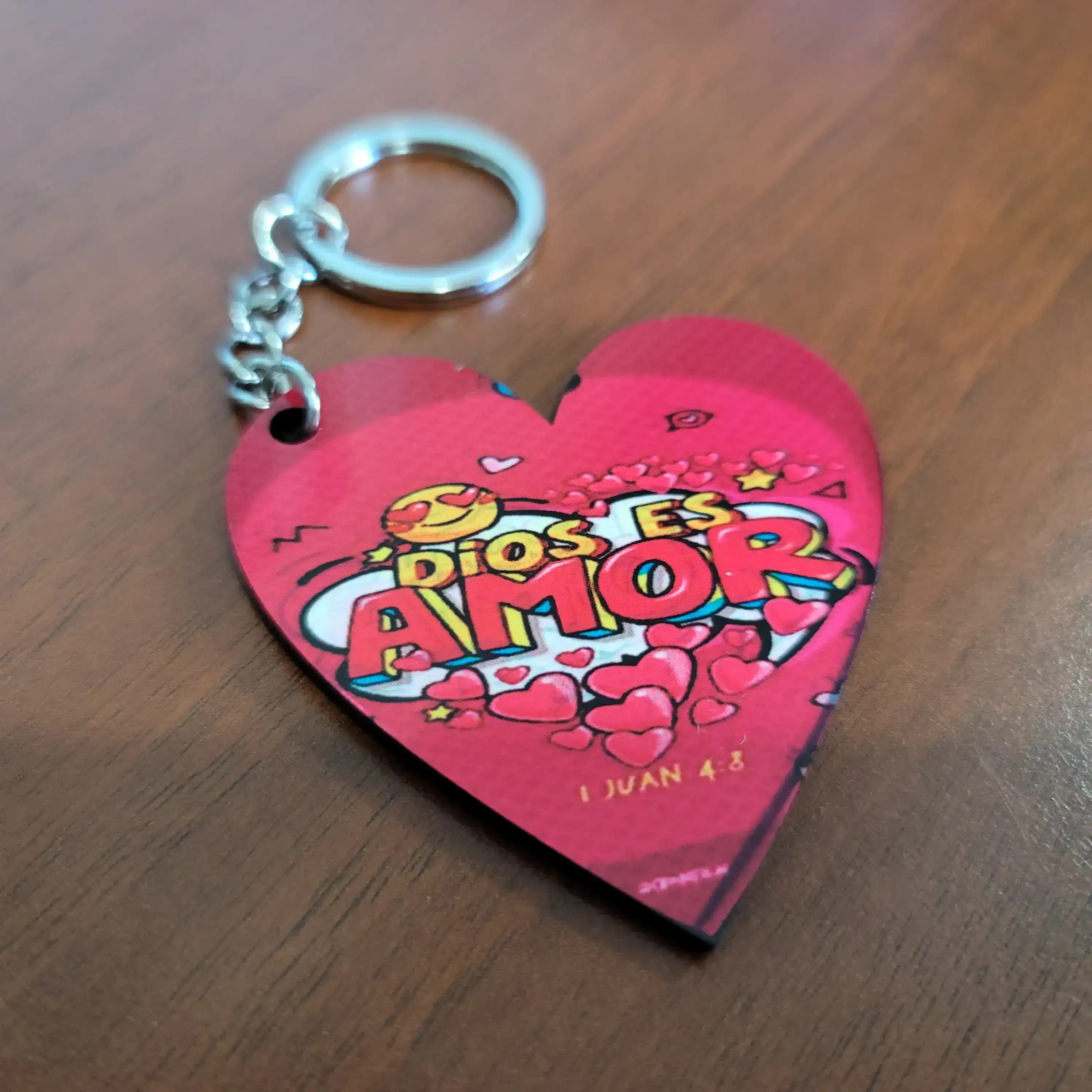 Llavero corazón "Dios es amor"