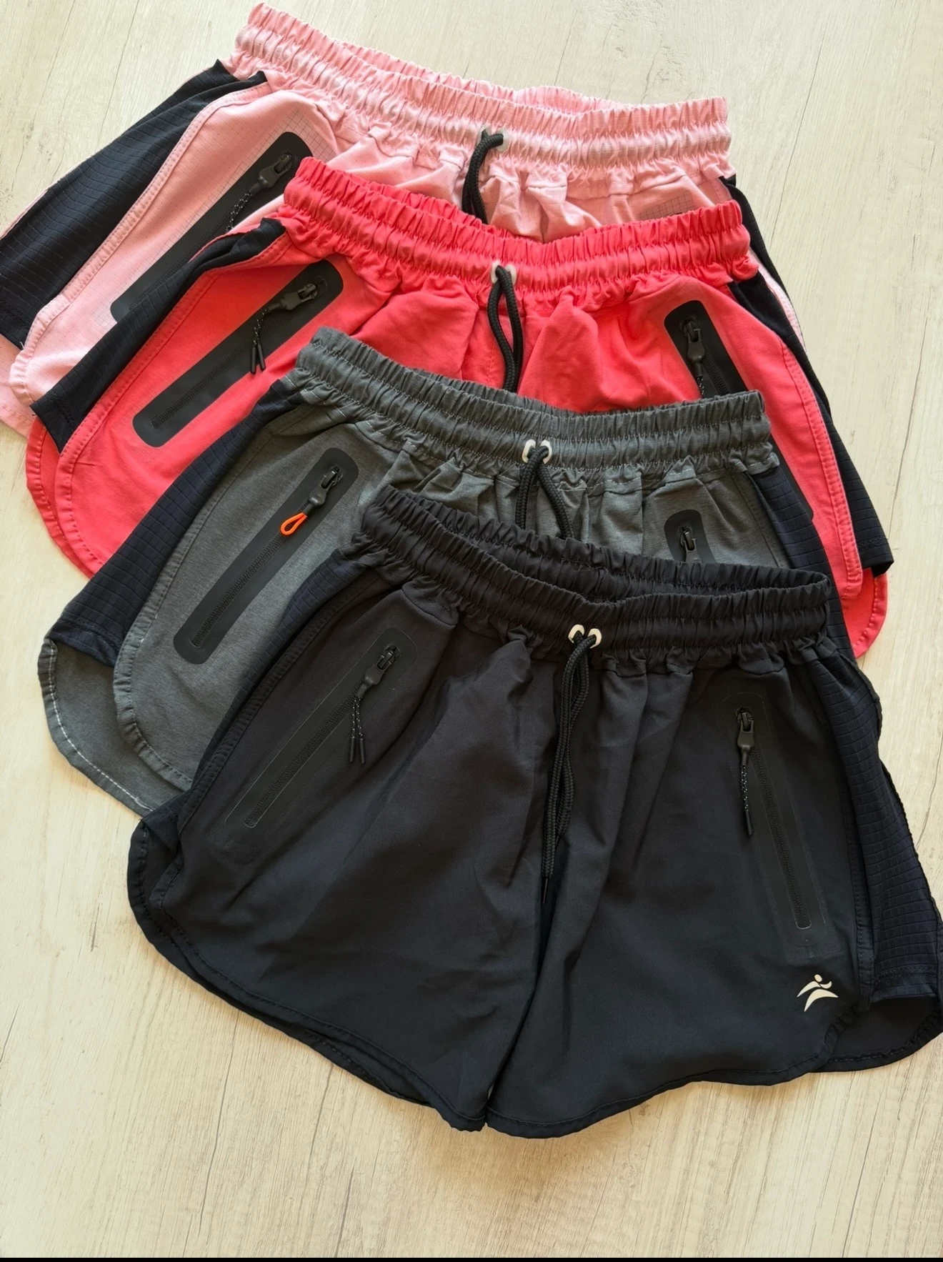 SHORT DEPORTIVOS LASER