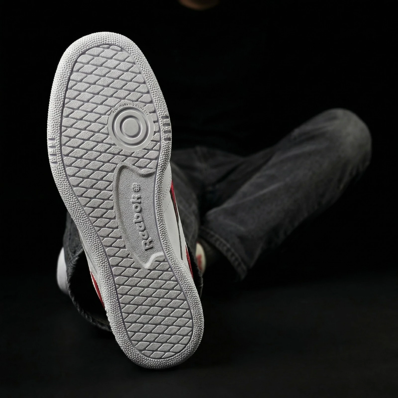 TENIS REEBOK CLUB C REVENGE 4