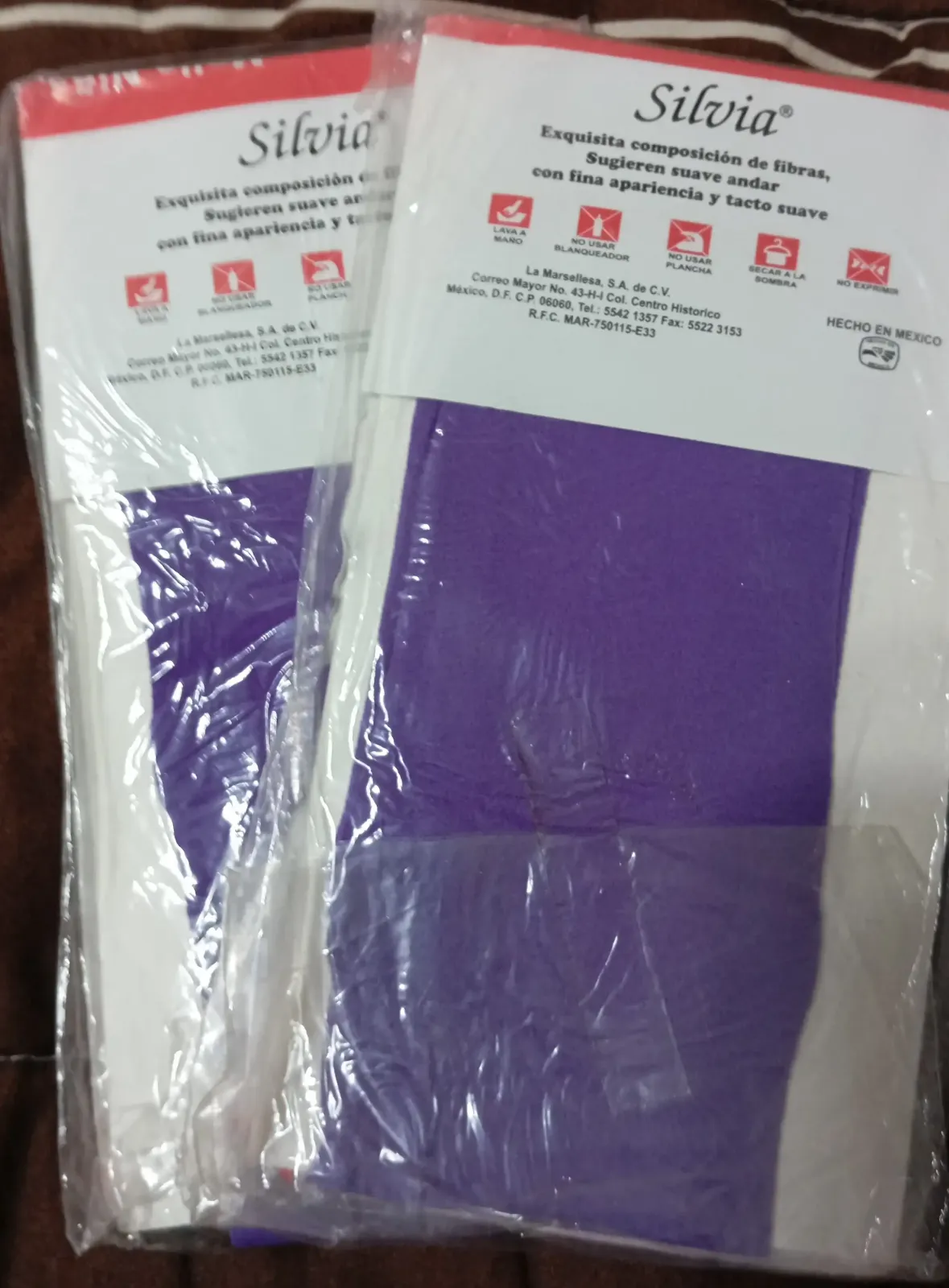 Malla lisa de nylon delgadas Silvia 1-3 años morado