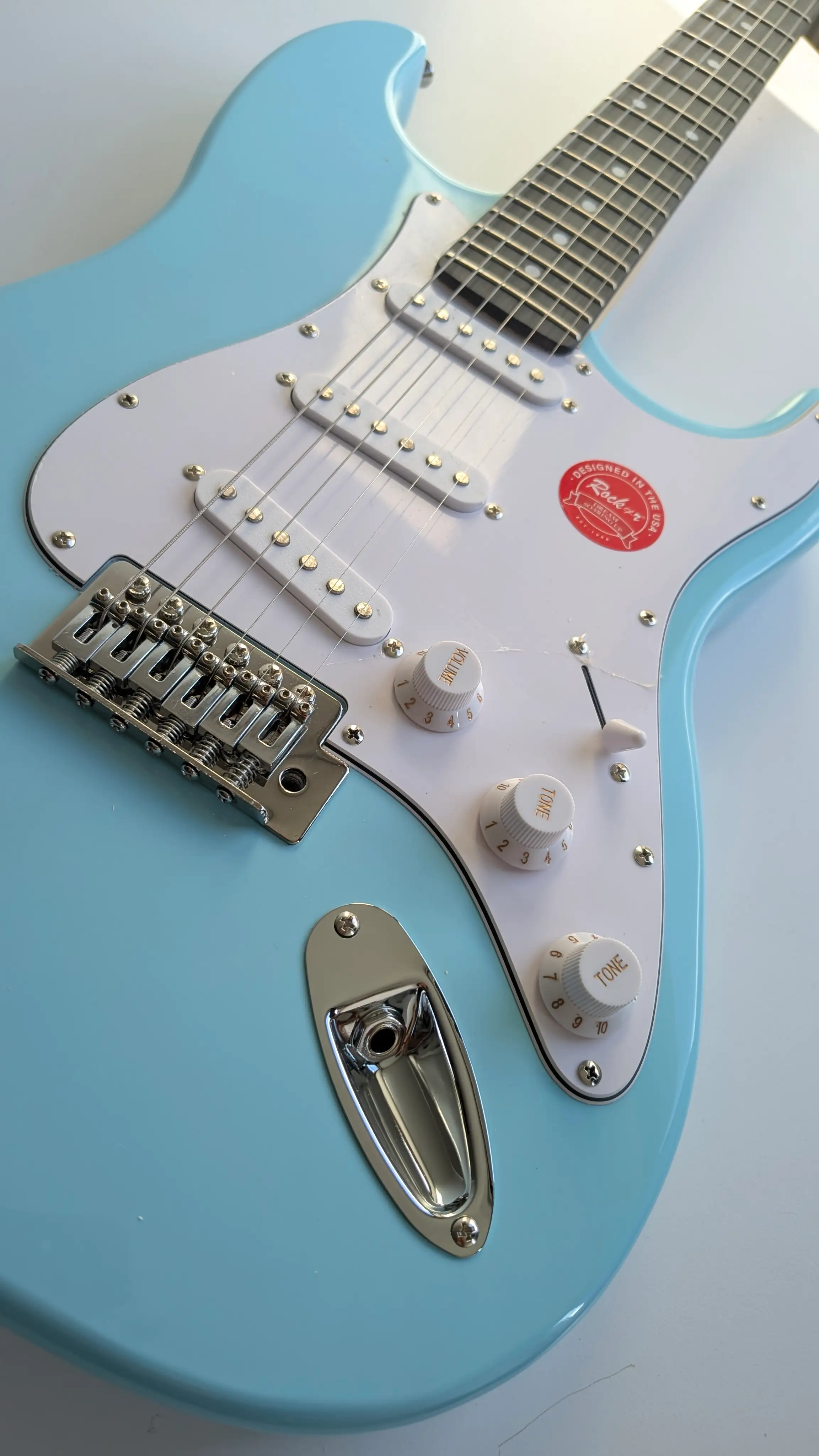 Guitarra Eléctrica Stratocaster ROCKR Licenced USA 3