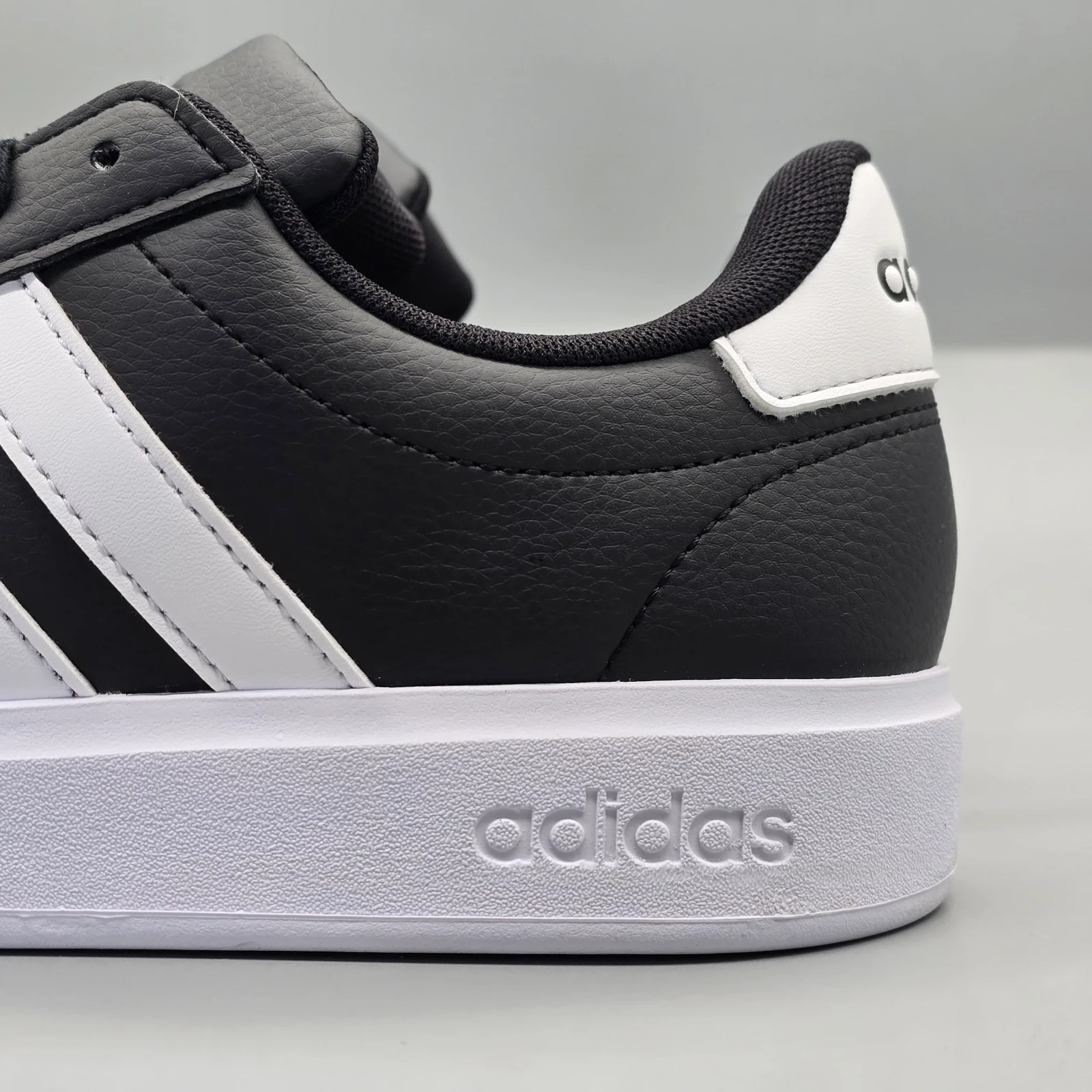 TENIS ADIDAS GRAND COURT 2.0 7