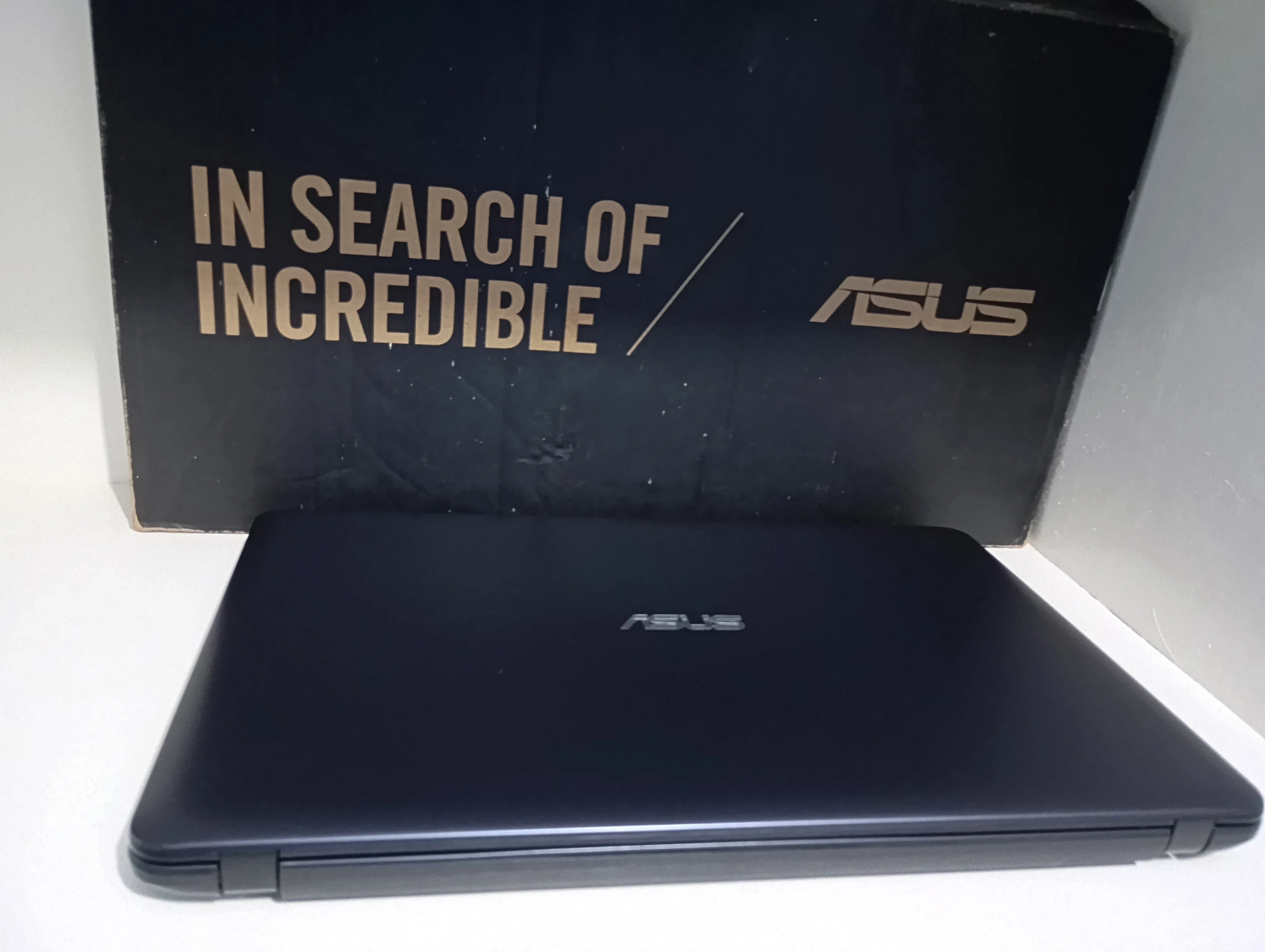 Notebook Asus  4