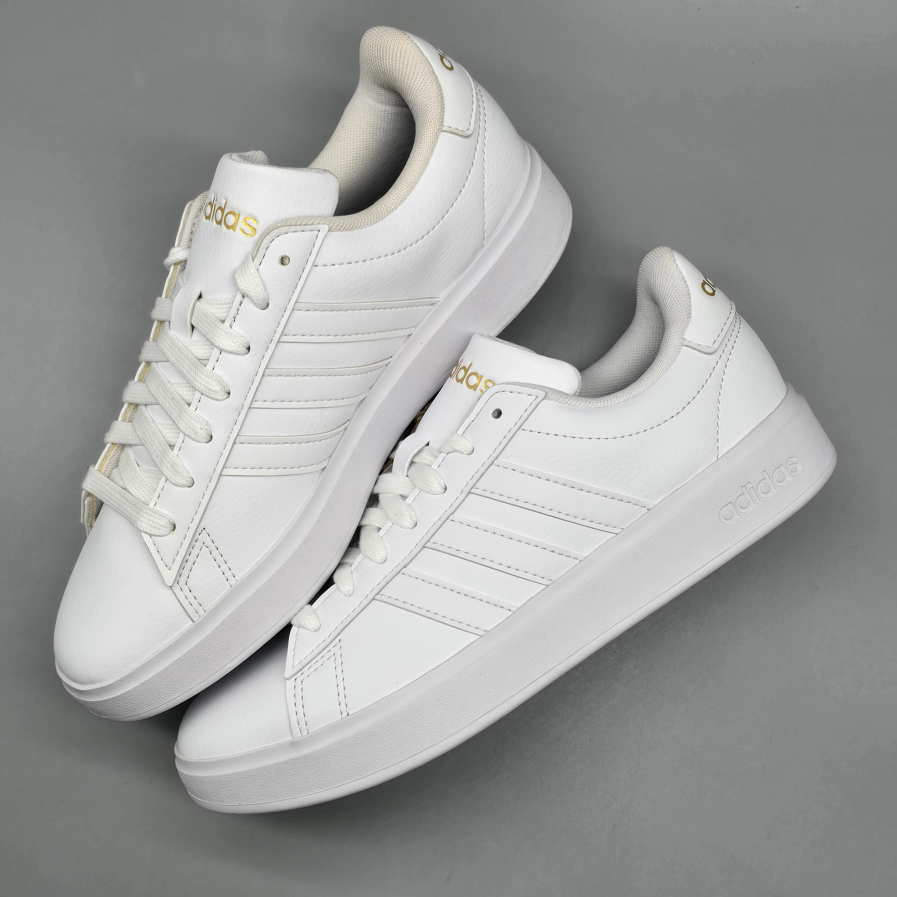 TENIS ADIDAS GRAND COURT 2.0 2