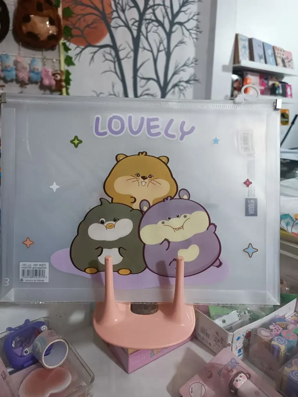 Carpeta tipo sobre. NATURALEZA KAWAII 3