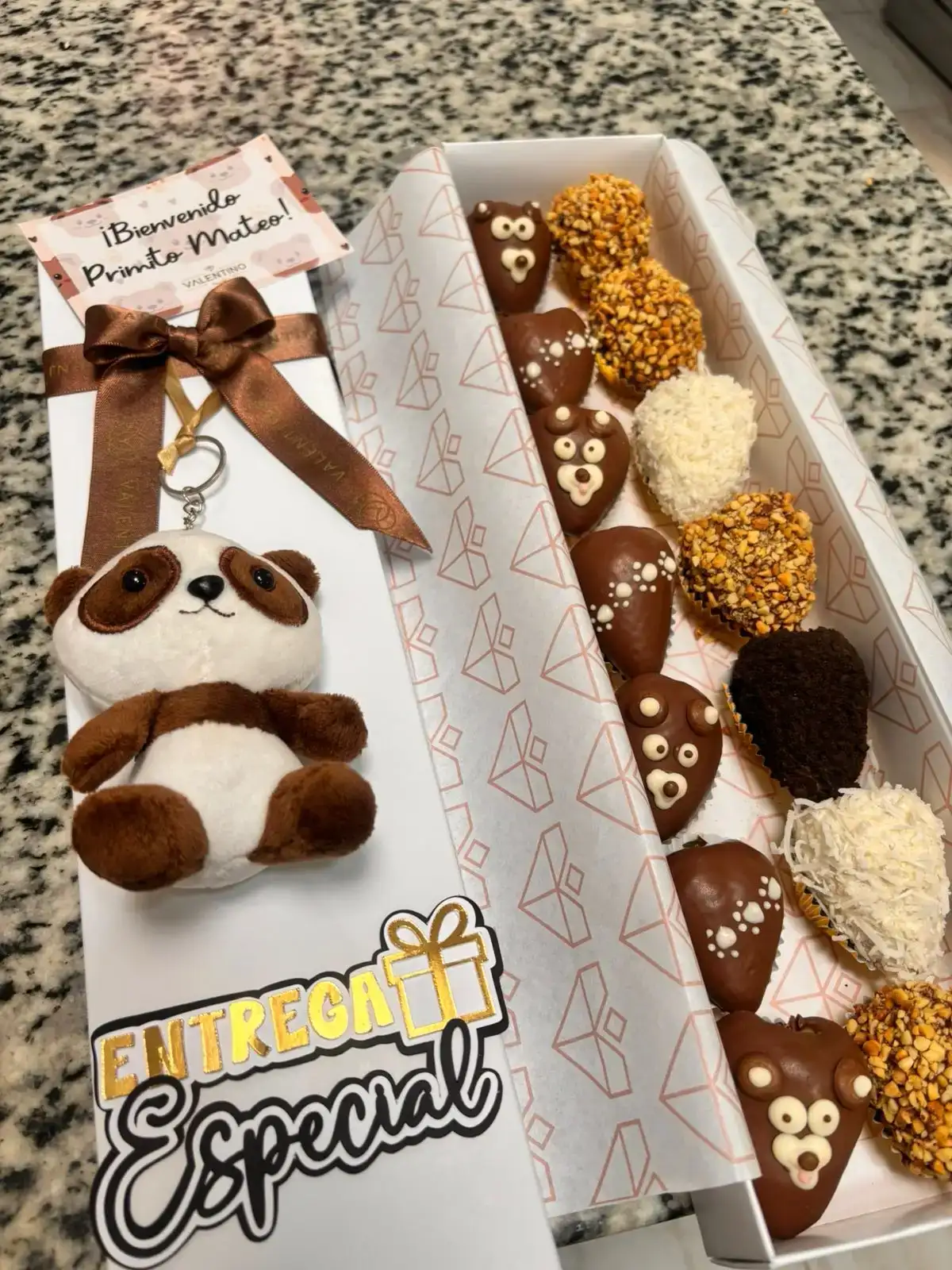 Caja de fresas osito