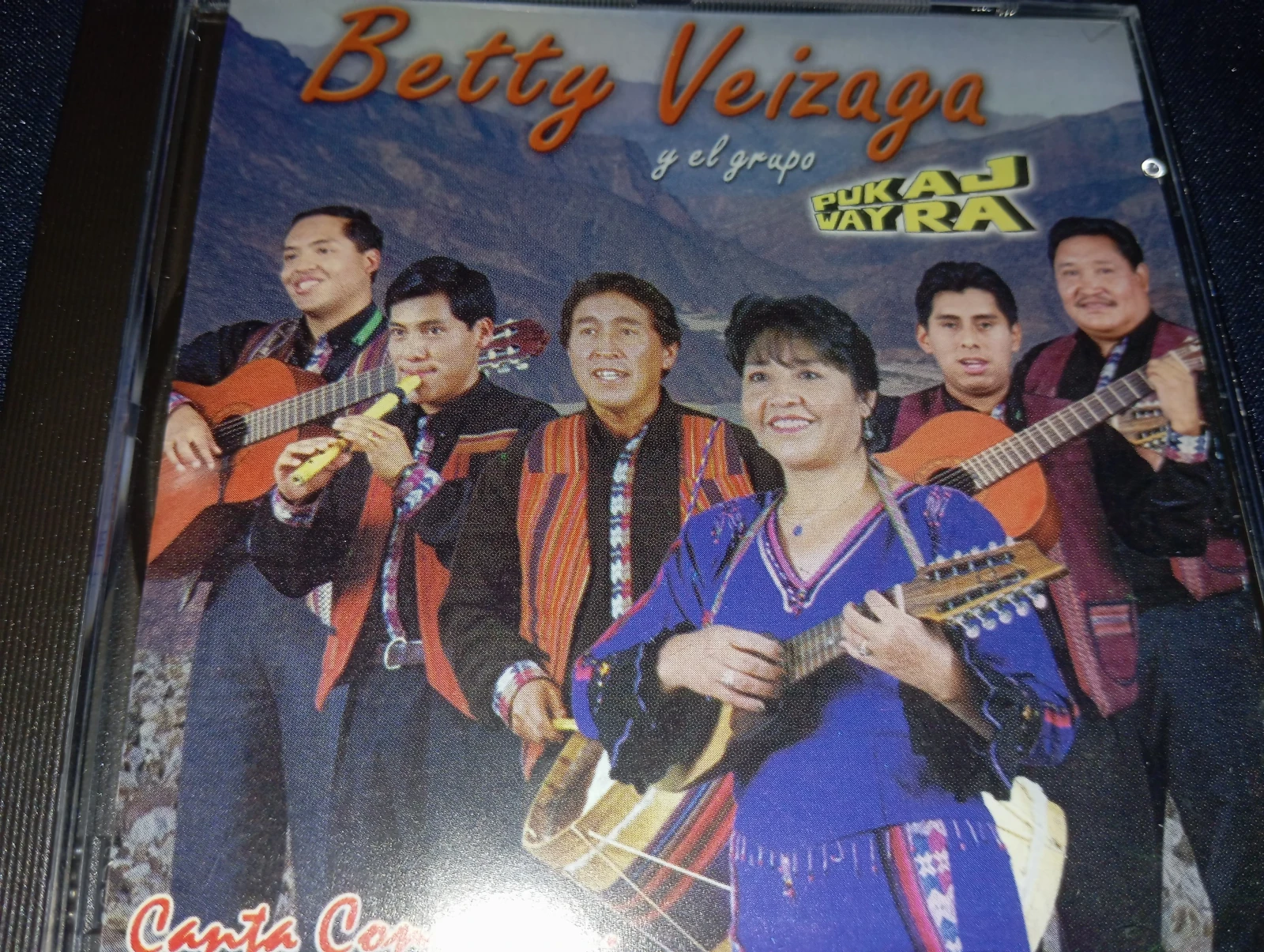 Betty Veizaga - Canta Conmigo (LAURO RECORDS)
