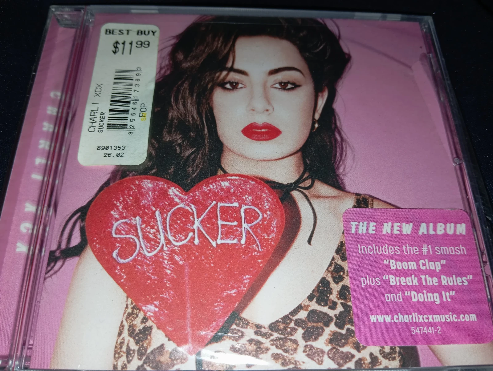 Charli XCX - Sucker (USA.)