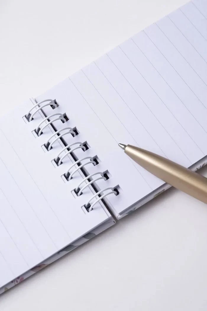 Libreta larga con lapicero No temas 4
