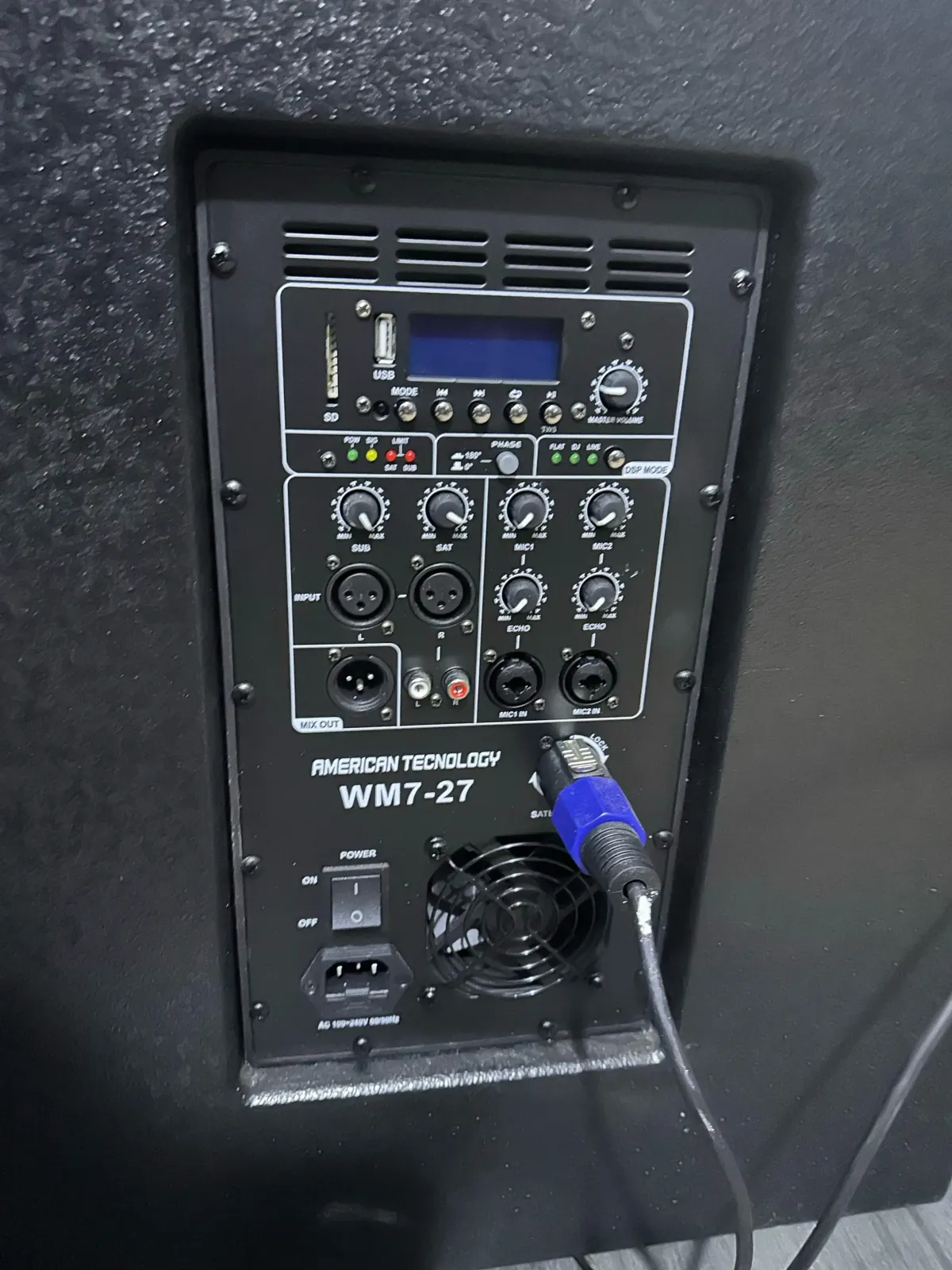 LINE ARRAY AMERICAN TECNOLOGY WM-727 10