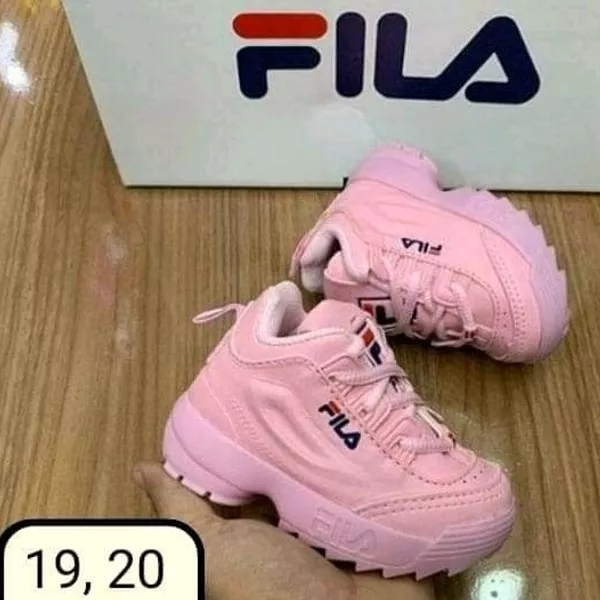 Fila chicos  2