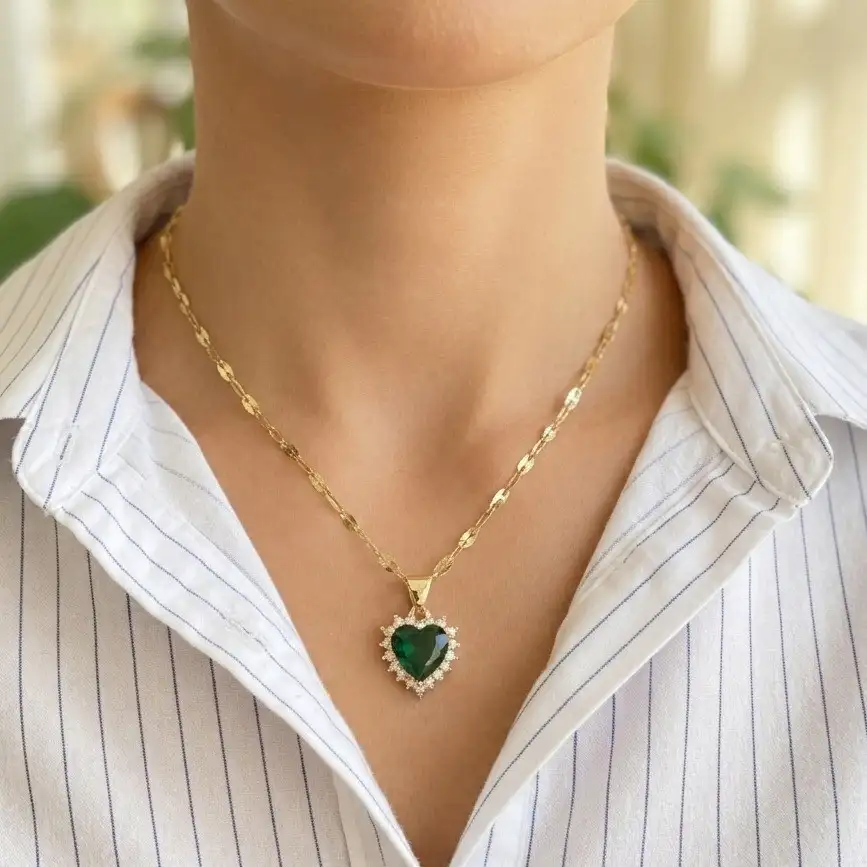 Cadena Y Dije En Acero Con Piedra Circon De Corazon Verde Esmeralda 3