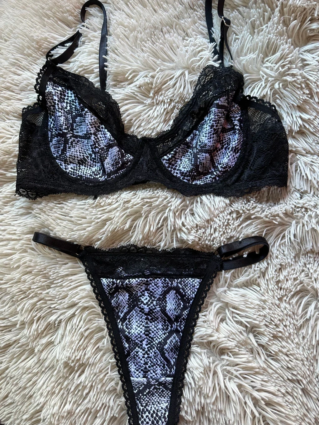 Iris Reptil talle 90
