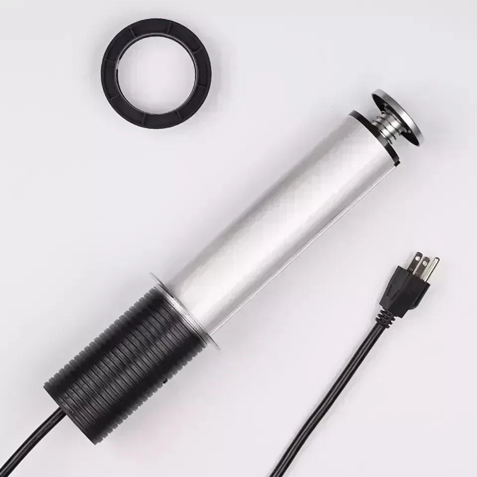 TOMACORRIENTE MESA TRIPLE + 2 USB A DESPLEGABLE 2