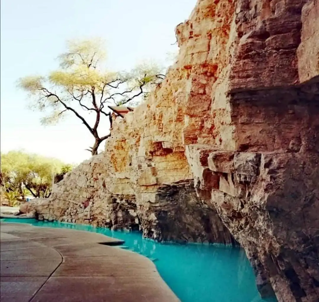 BALNEARIO DE AGUA TERMAL "LAS CUEVITAS" 3