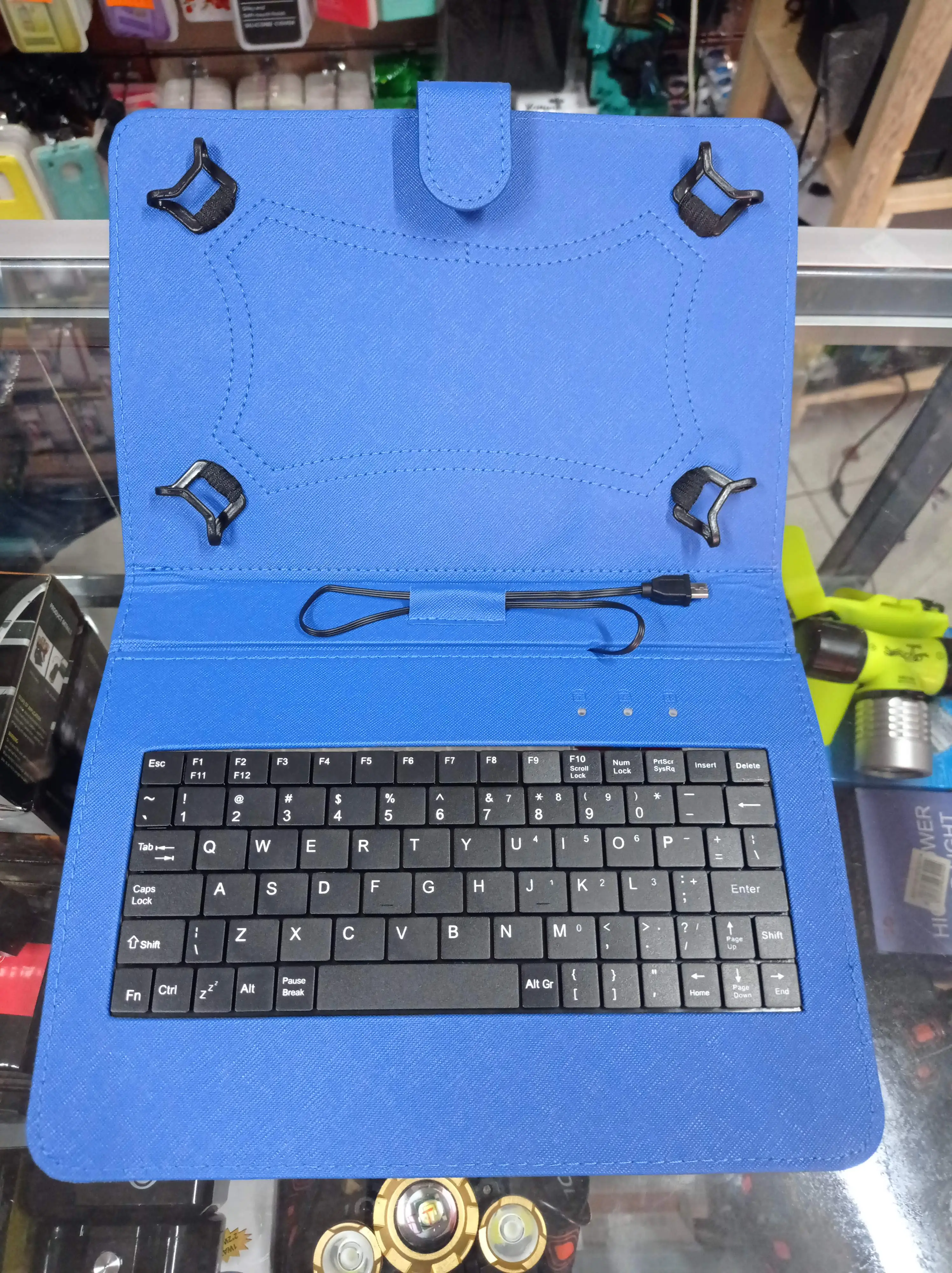 Funda para tablet con teclado 10"