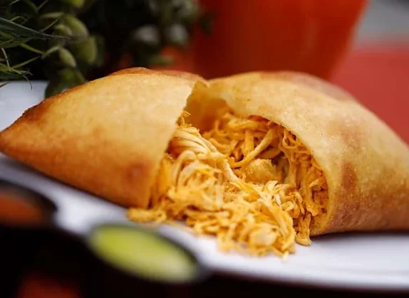 Empanada De Pollo