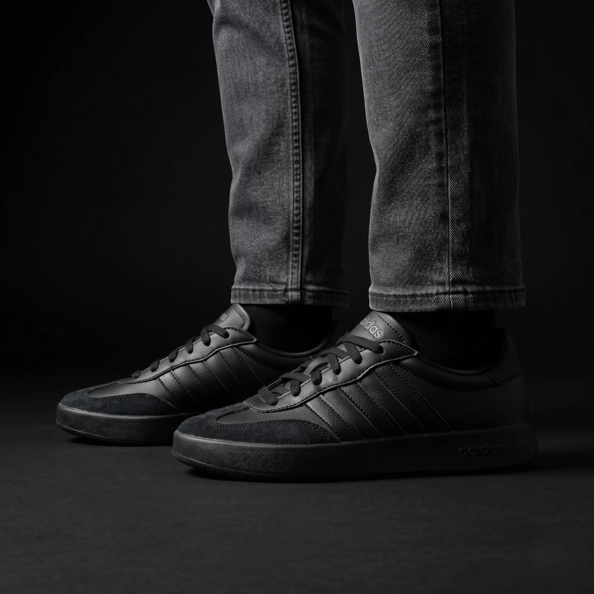 TENIS ADIDAS BARREDA