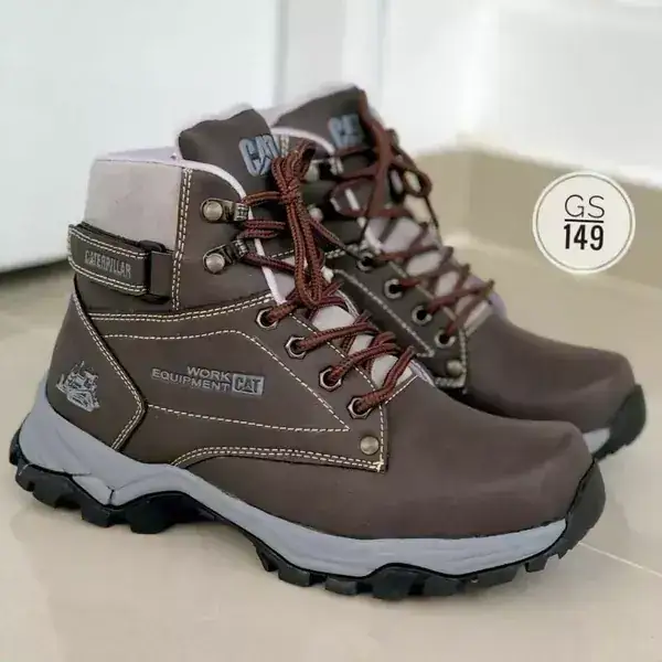 Bota caterpillart
