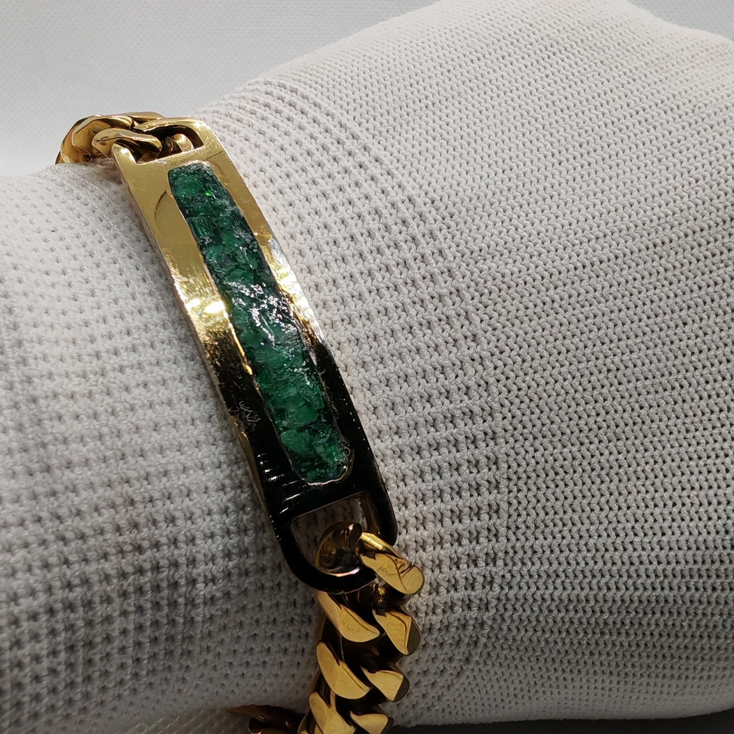 Pulsera de Acero Inoxidable dorado  con Alma de Esmeralda Natural 3