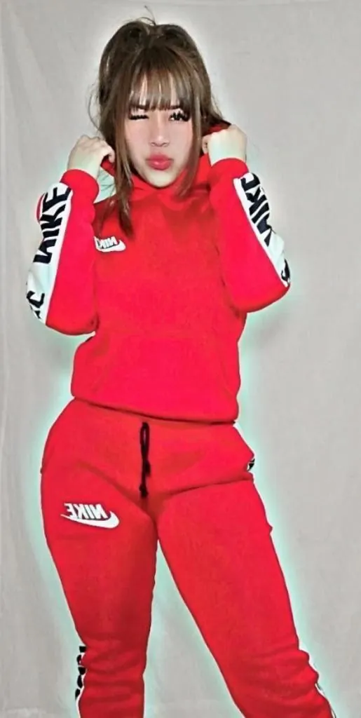 Conjunto nike linea lateral 