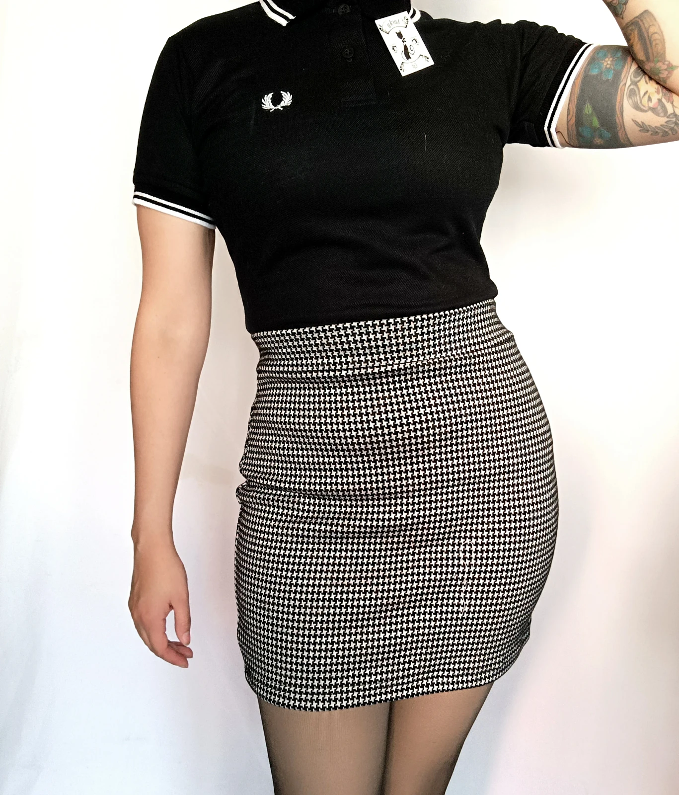 Falda licrada cuadros pequeños blanco con negro