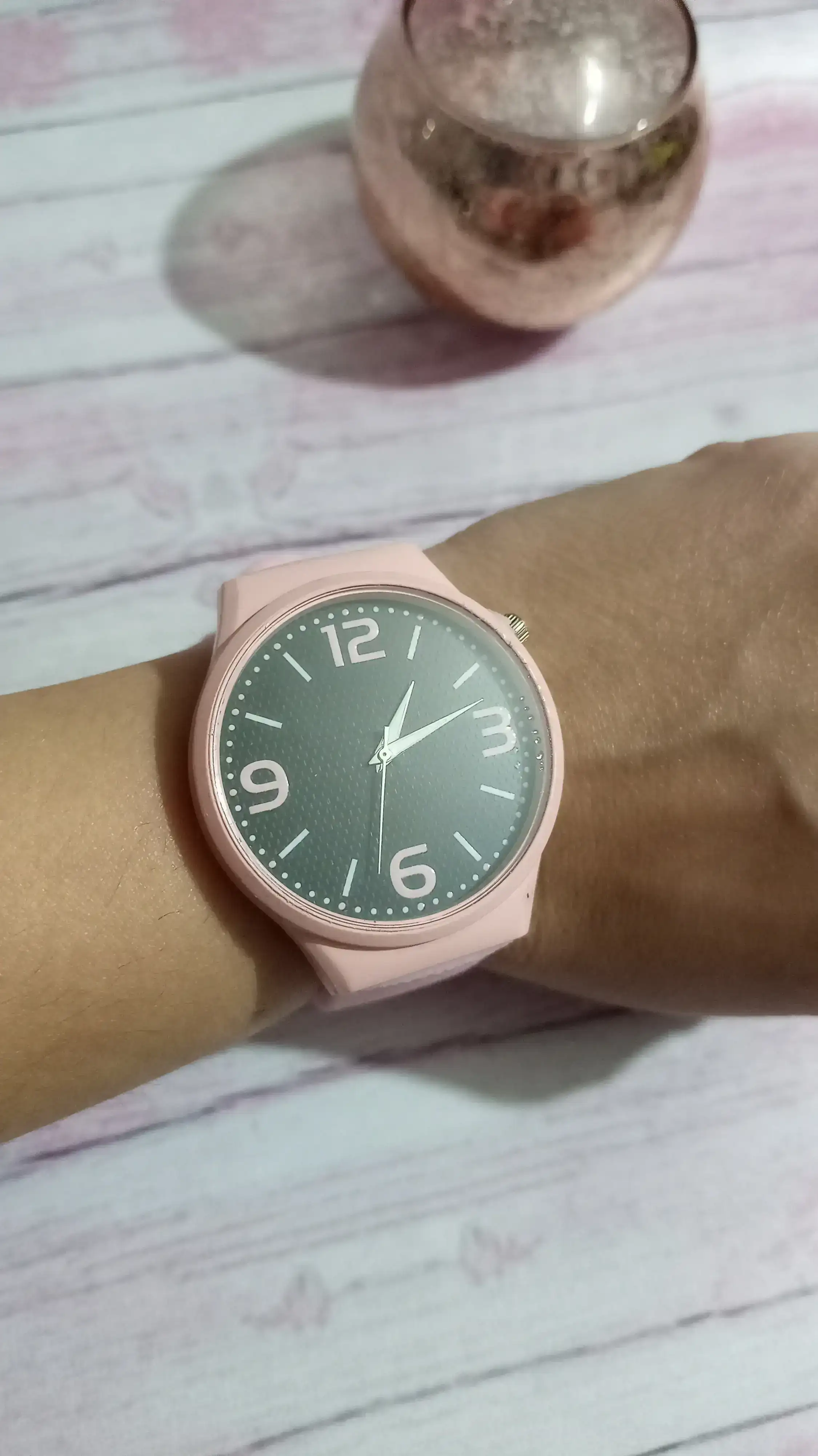 Reloj Rosa, y negro💙