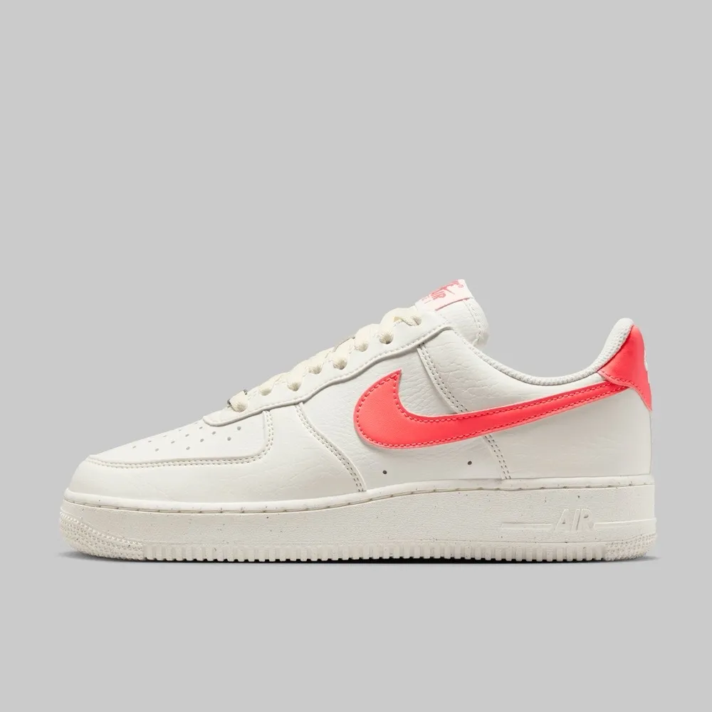 Nike Air Force 1 - Size 42