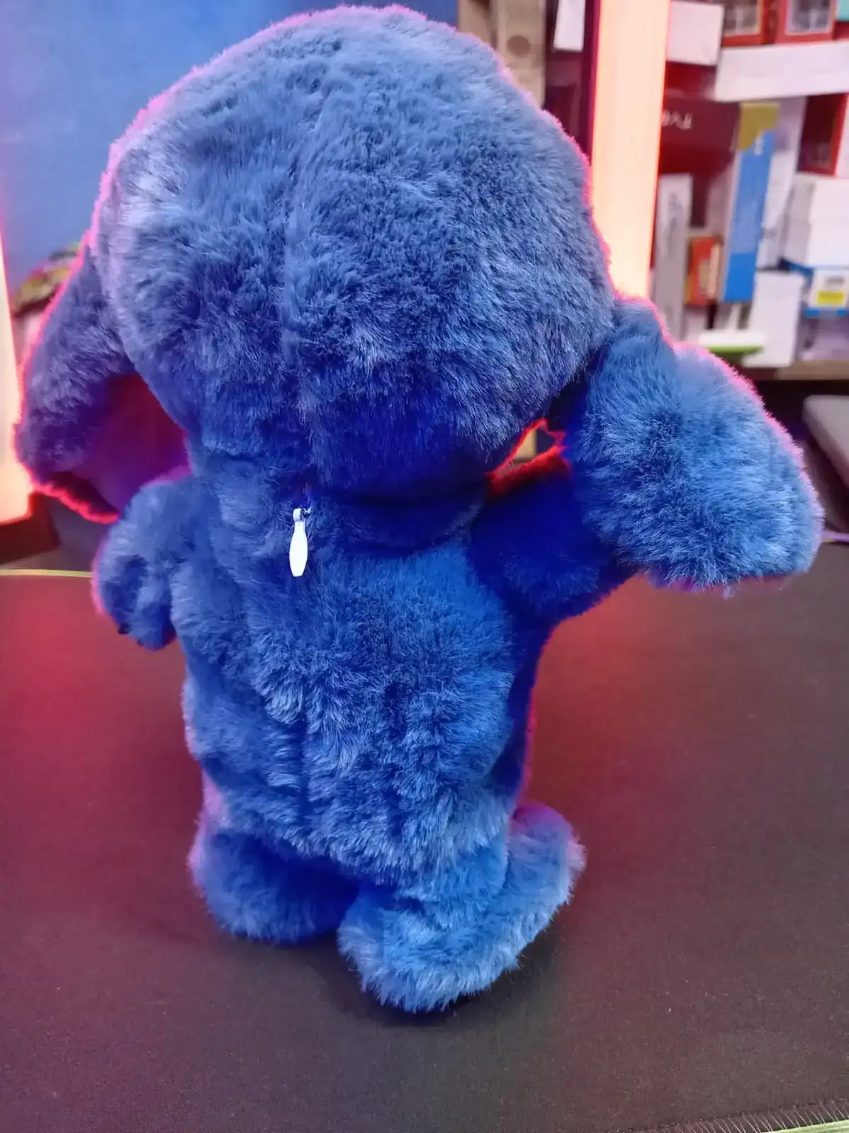 Stitch que habla y camina 2