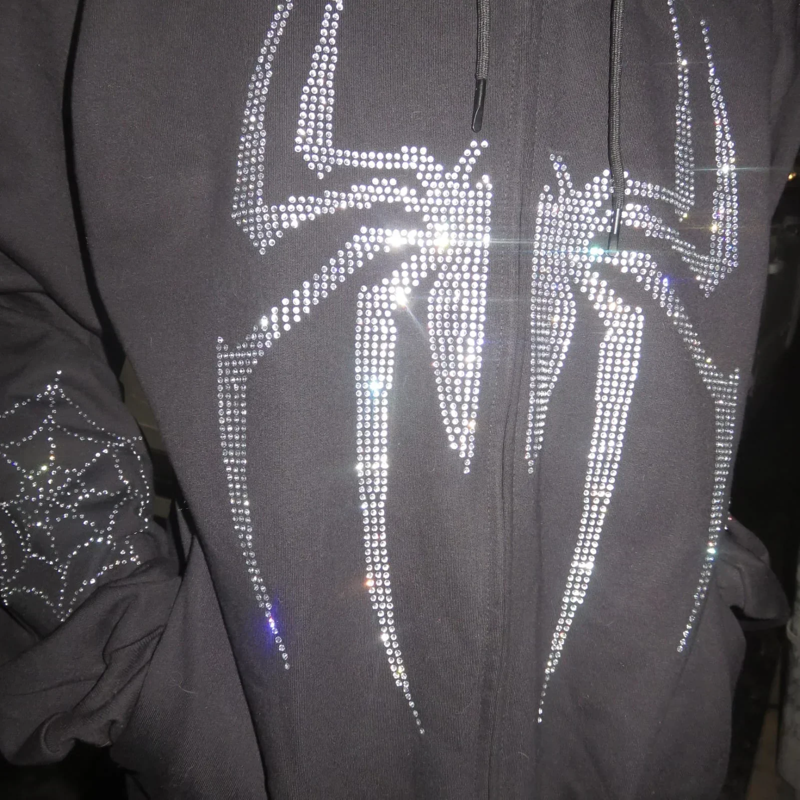 Sudadera de Araña en pedrería 5