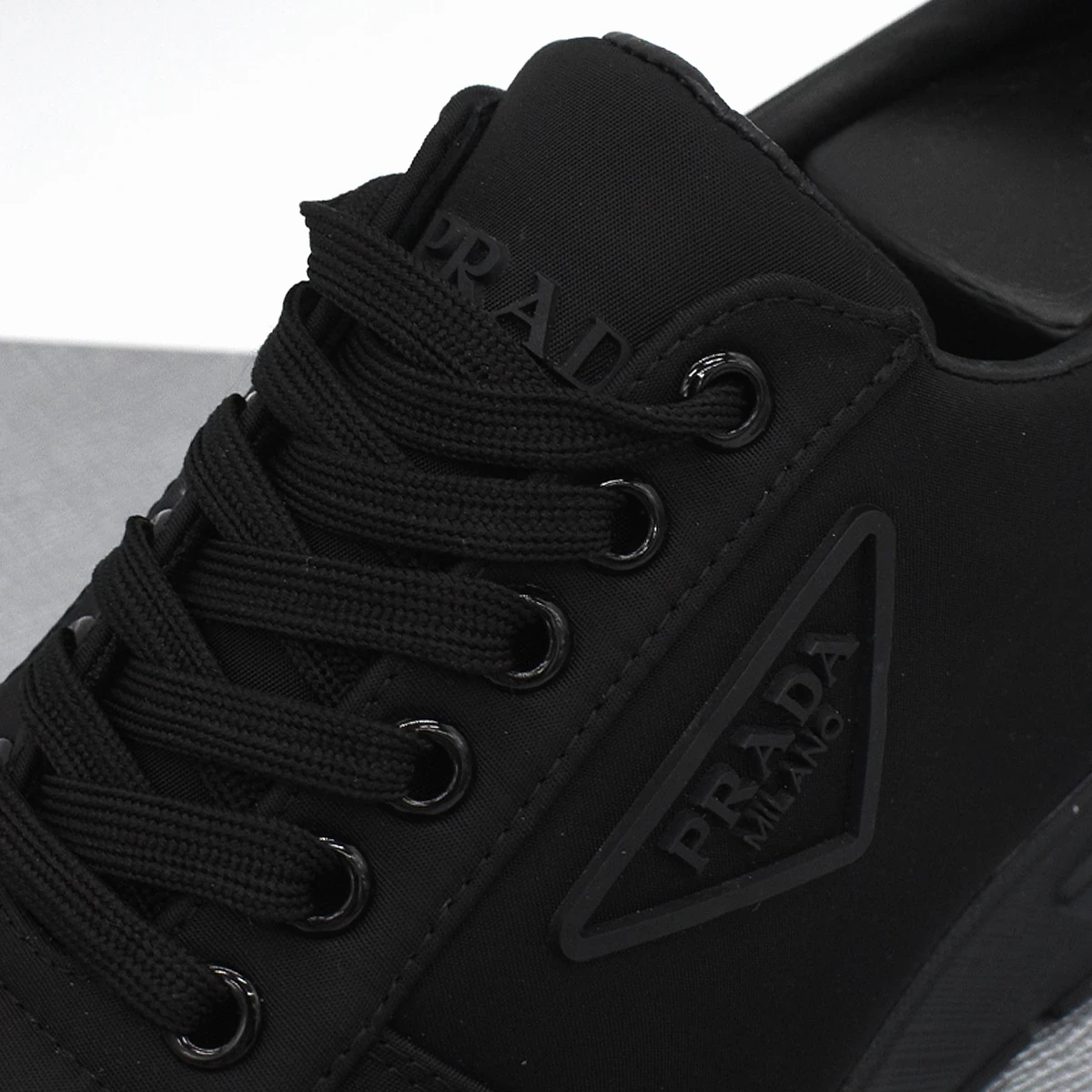 DEPORTIVOS PRADA PRAX 5