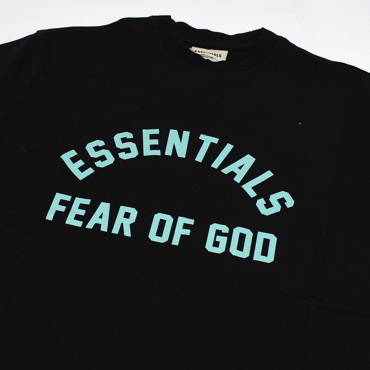 Playera ESSENTIAL 3