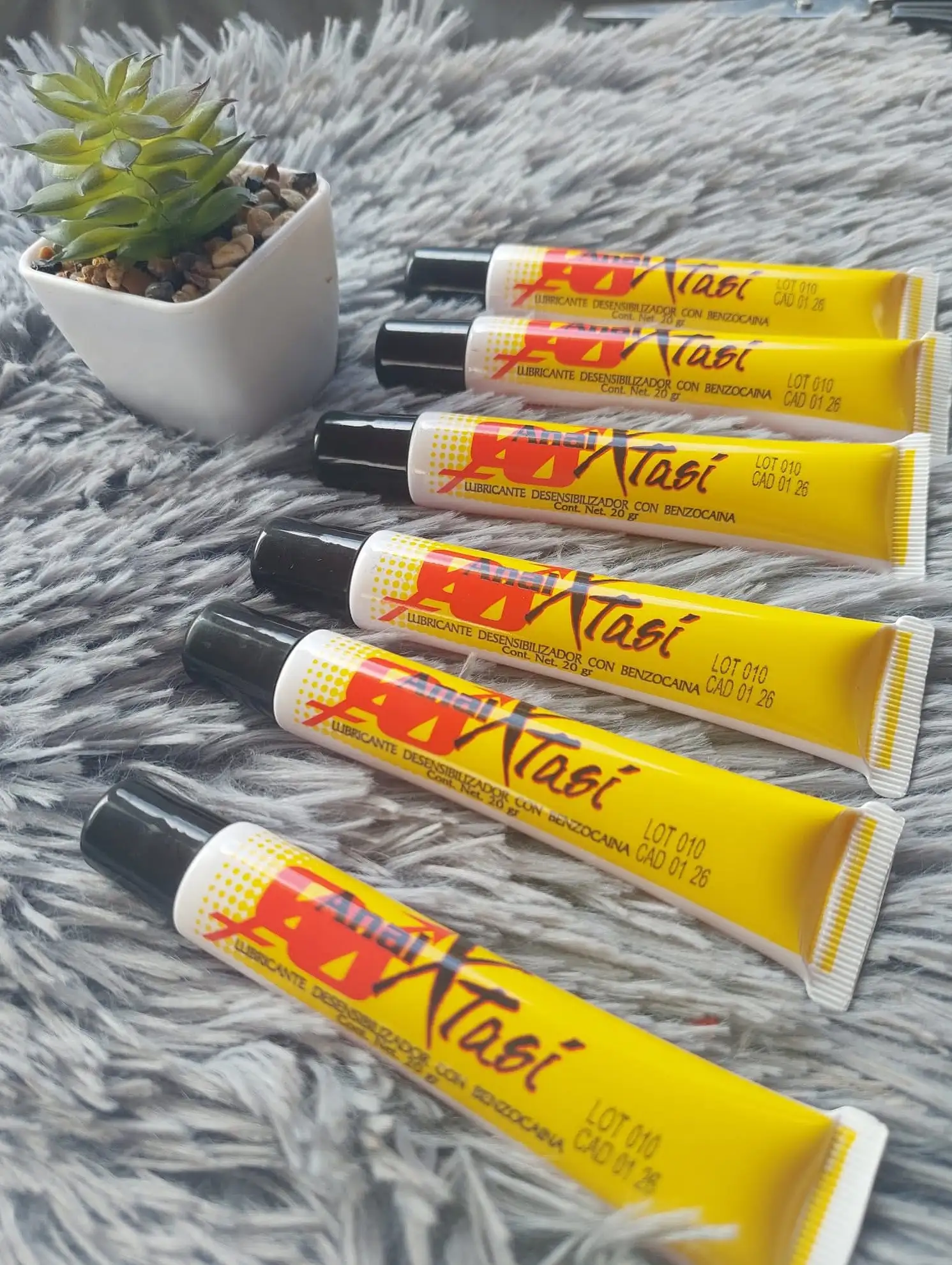 Lubricante anal con Benzocaina 