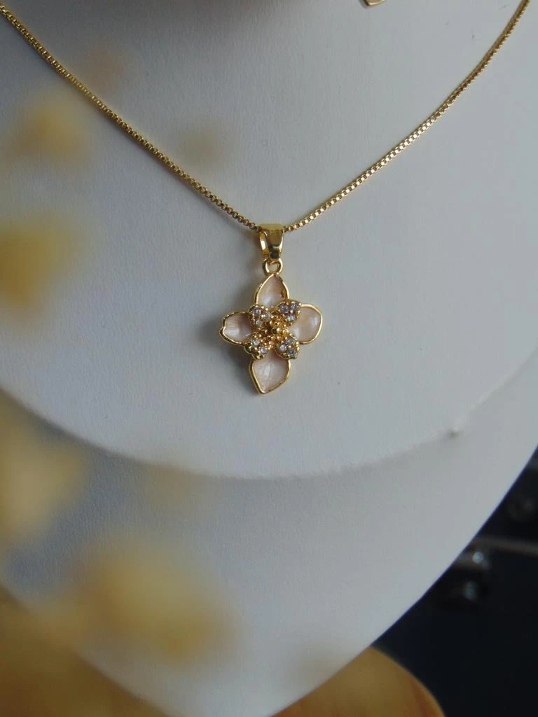 JUEGO RODIO DOR FLOR DOBLE NACAR  2