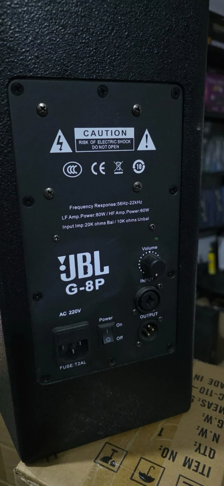 MONITORES JBL 8" 3