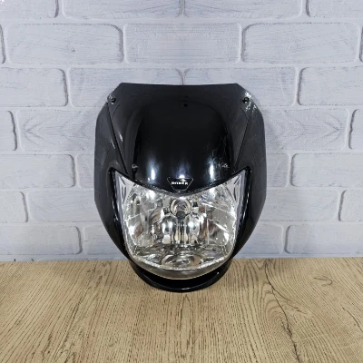 boxer ct 100 careta negra con farola SPD