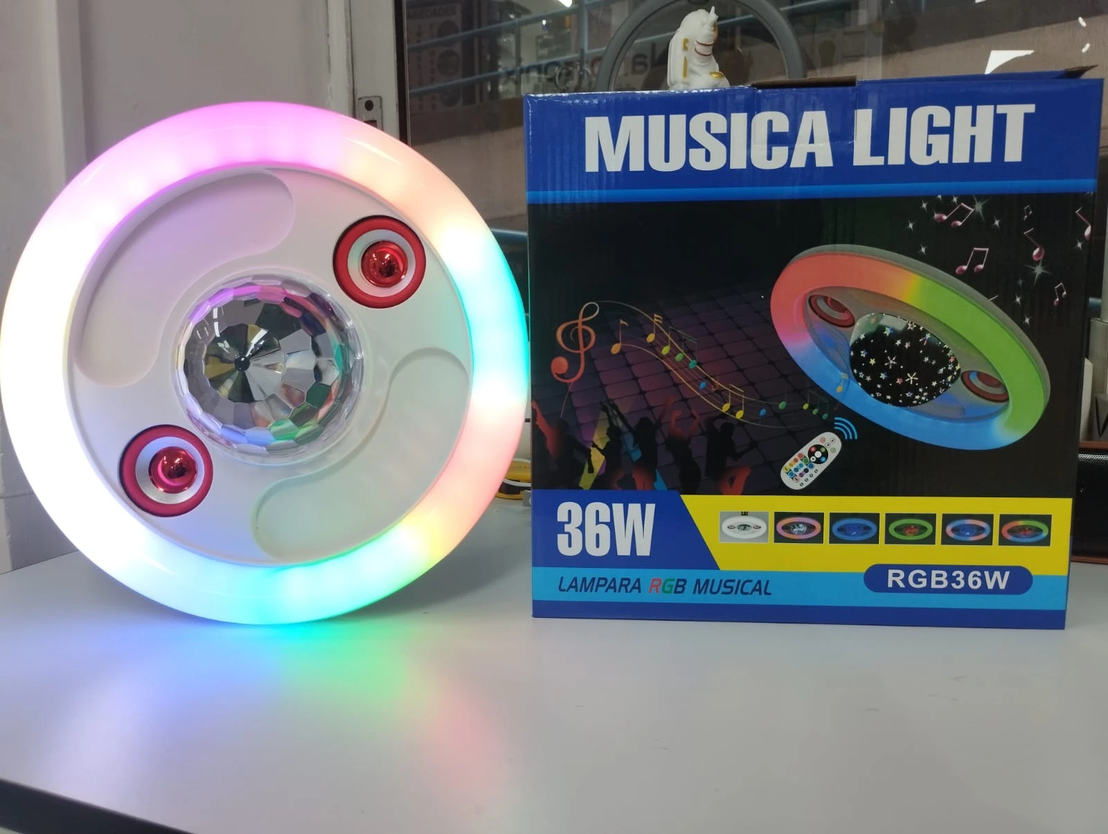 Lampara Bombillo luz led con parlante Bluethooth  4