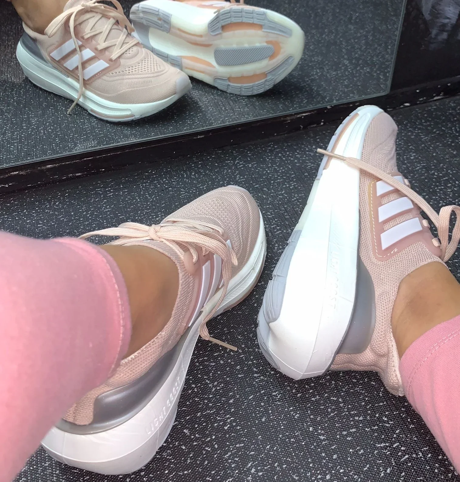 Adidas dama 23 2