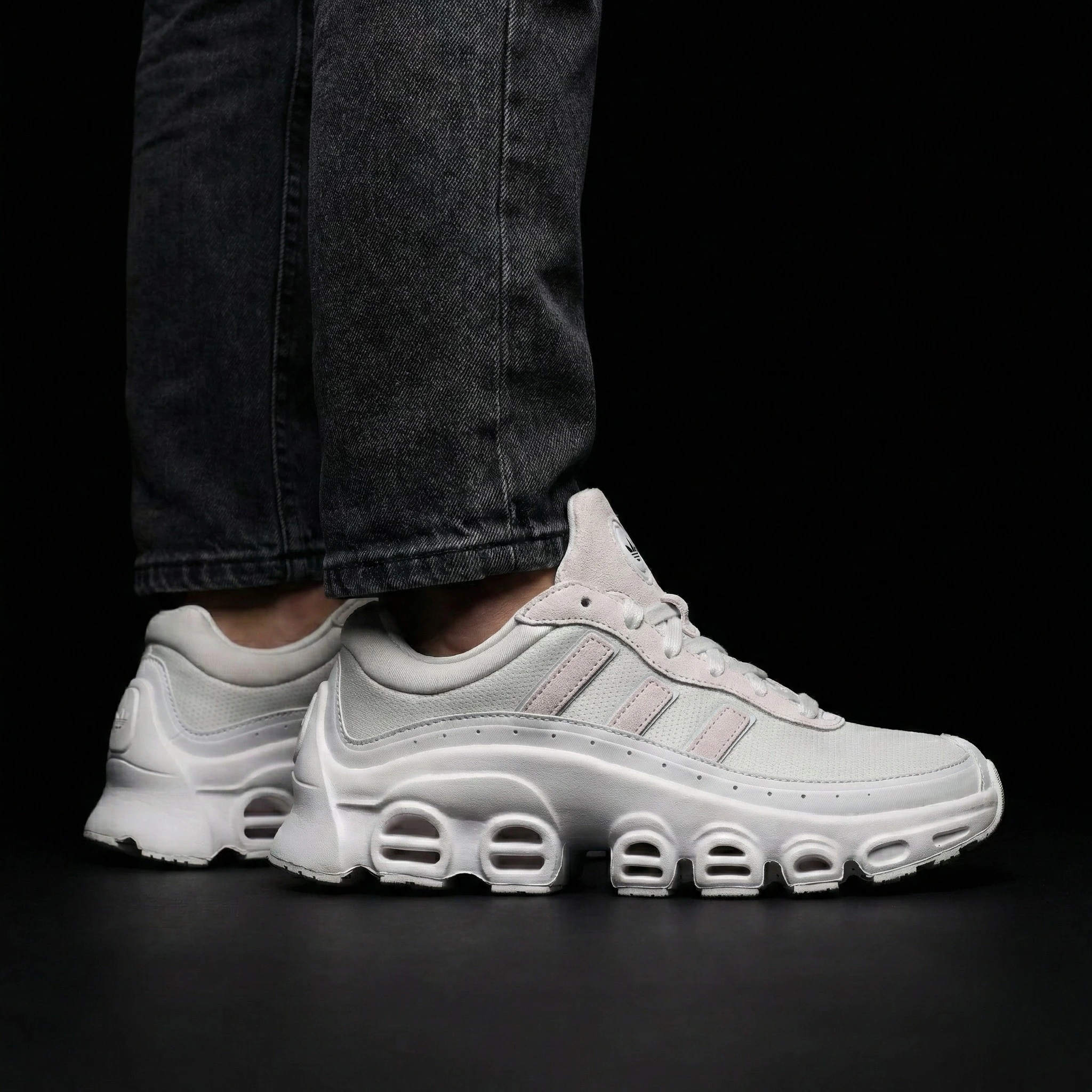 ZAPATILLAS ADIDAS ADIFOM MEGARIDE DE HOMBRE  2