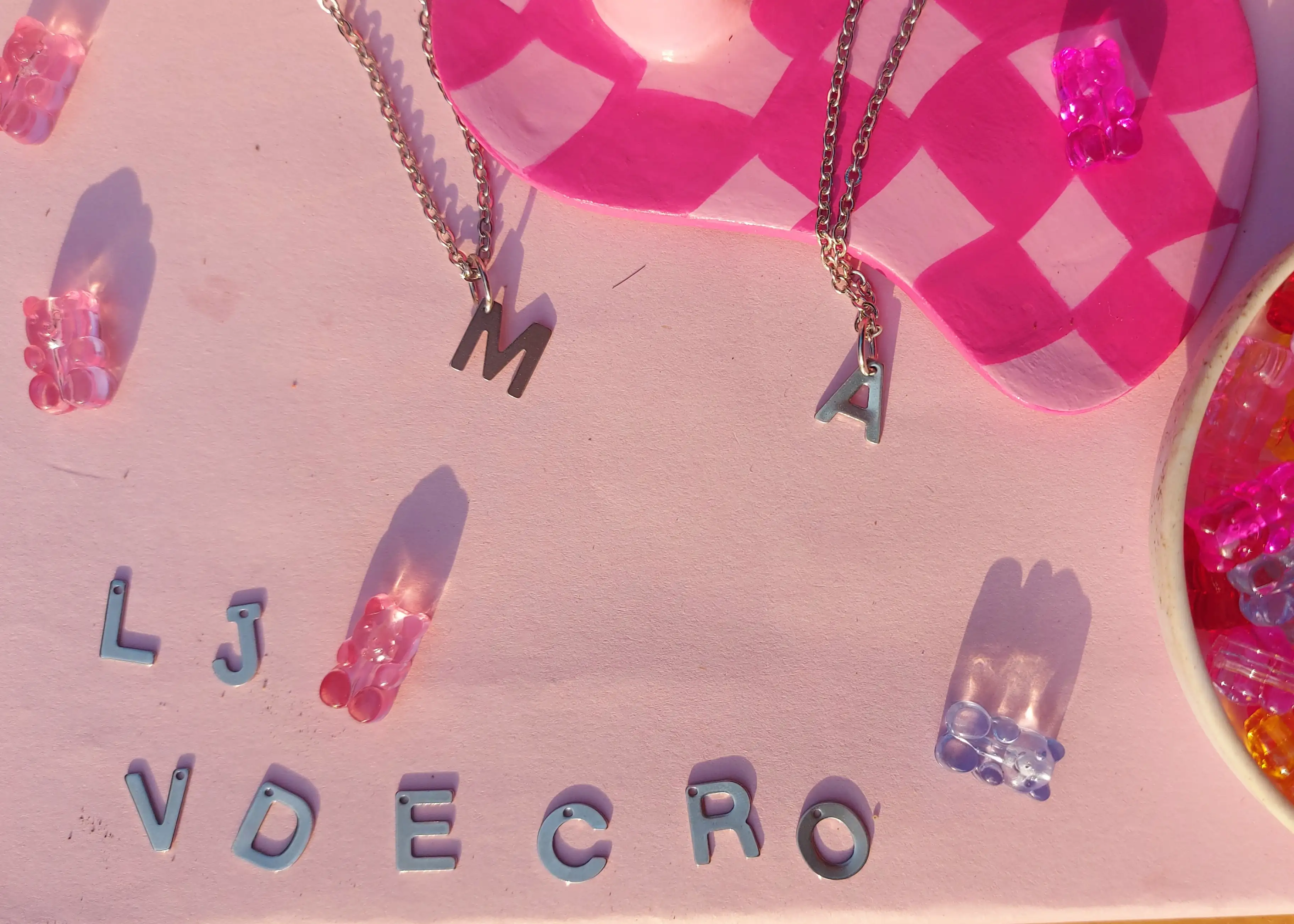 Cadena con inicial  3