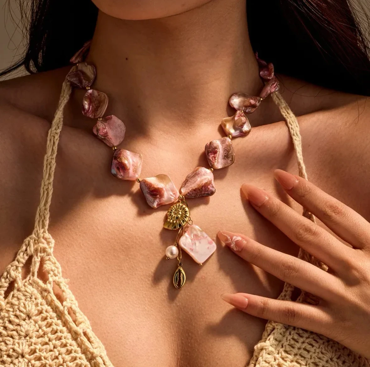 Collar con Piedras