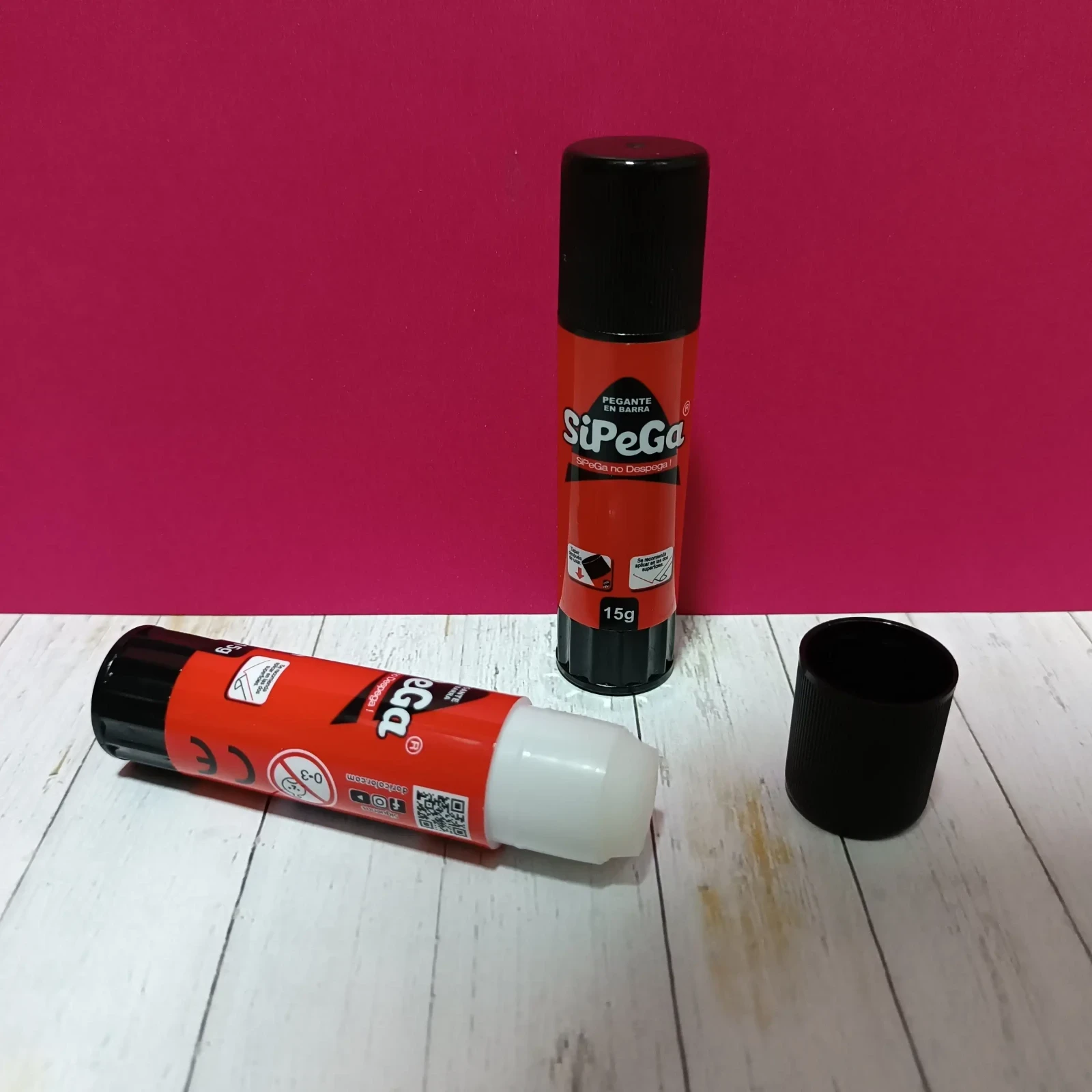PEGANTE EN BARRA SIPEGA 15G