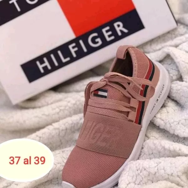 Tommy Hilfiger 4