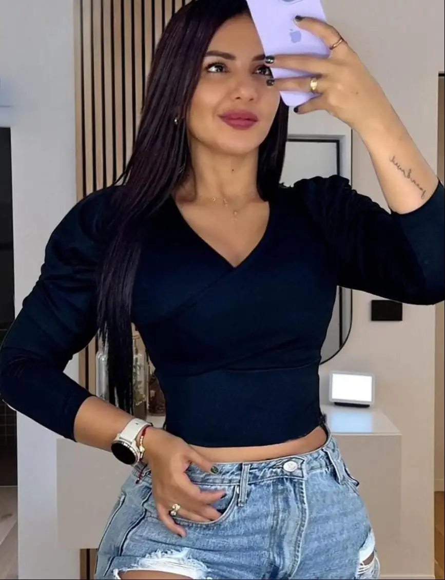 😍🥰Divina Blusa 👚 Bombacha cruzada 🛍️🌈