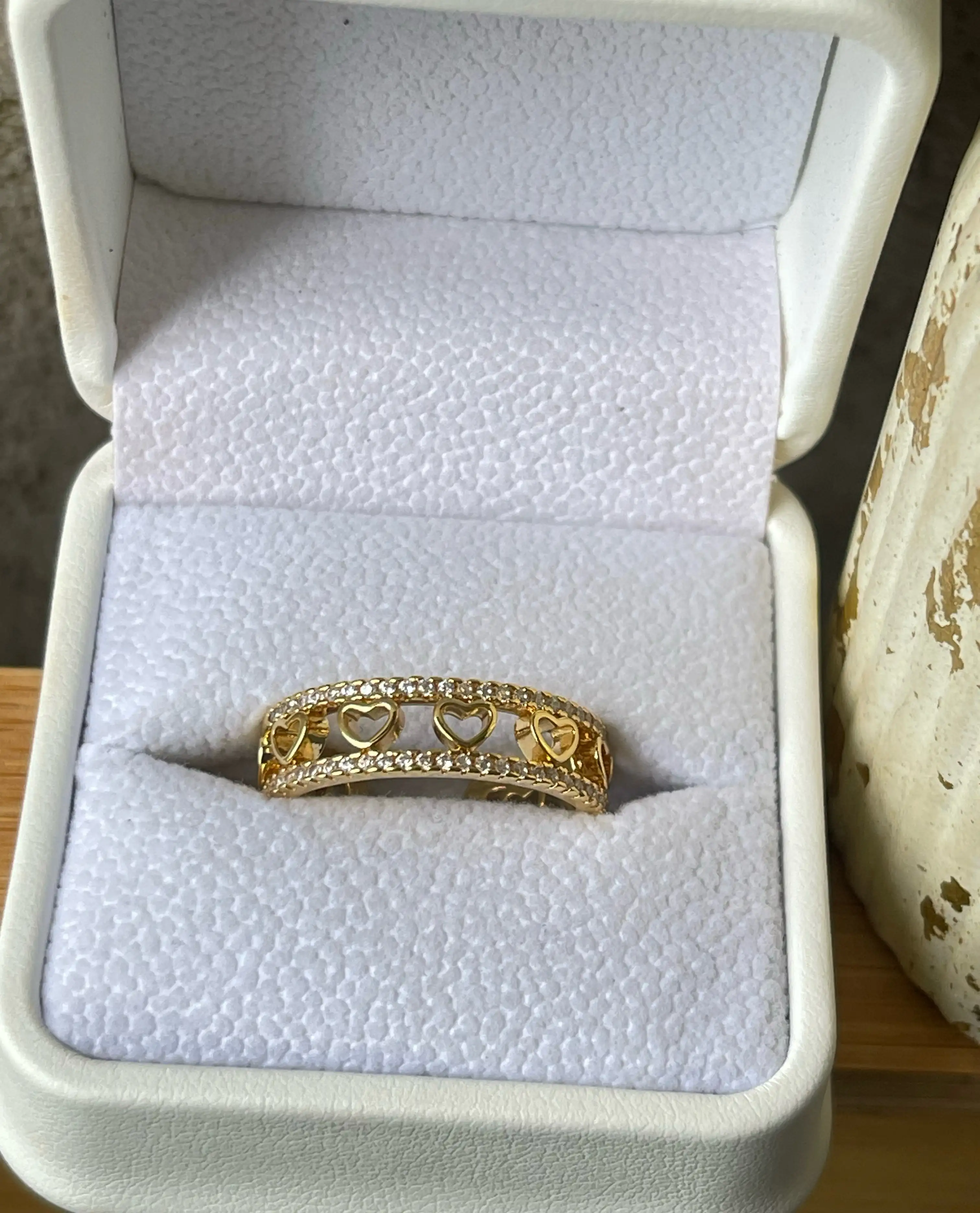 ANILLO CORAZONES
