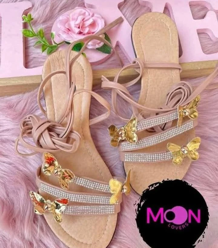 Mod.1026 Mayoreo Sandalia Mariposas Oro