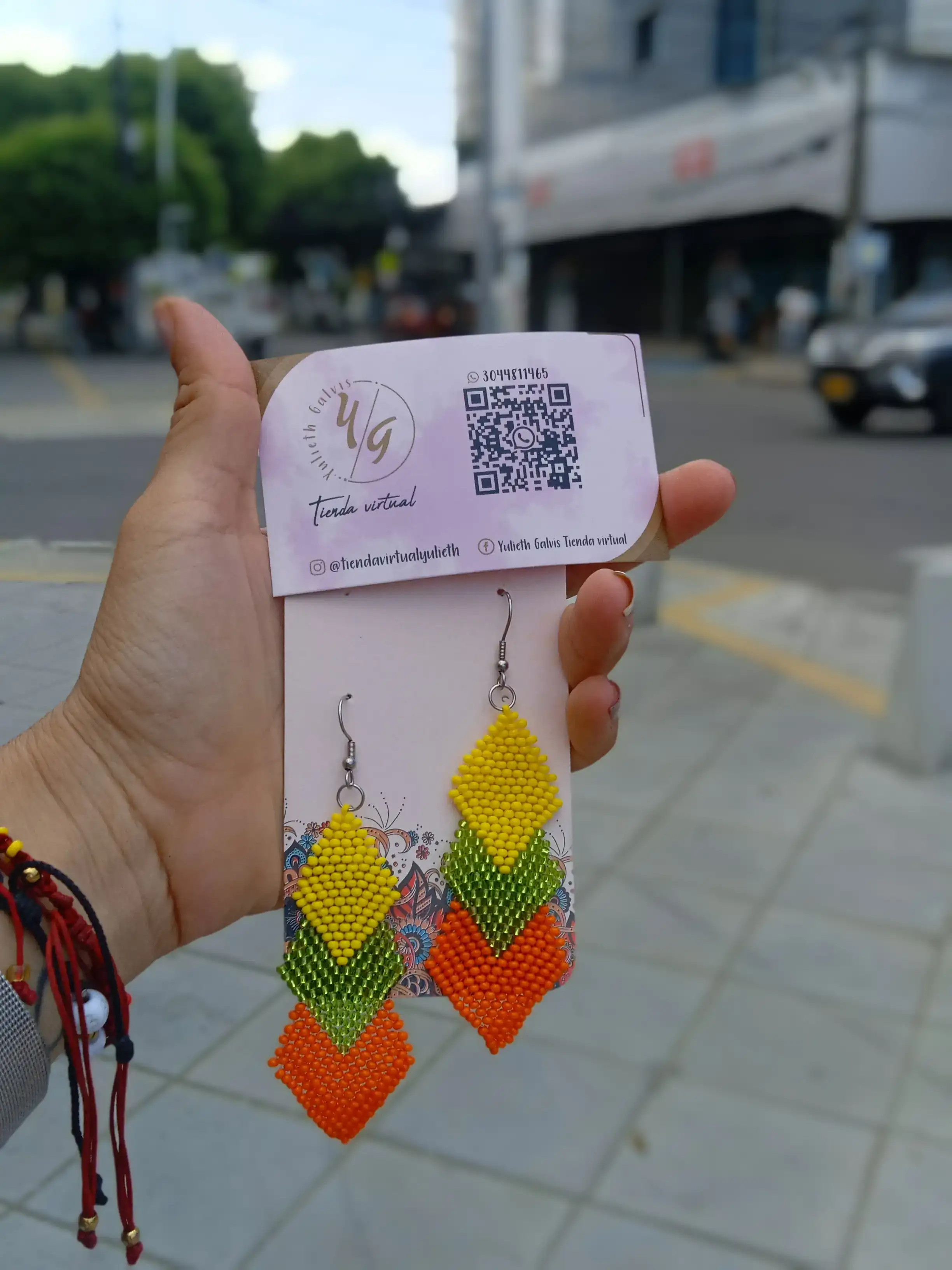 ARETES 3 ROMBOS 