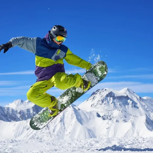 SNOWBOARD
