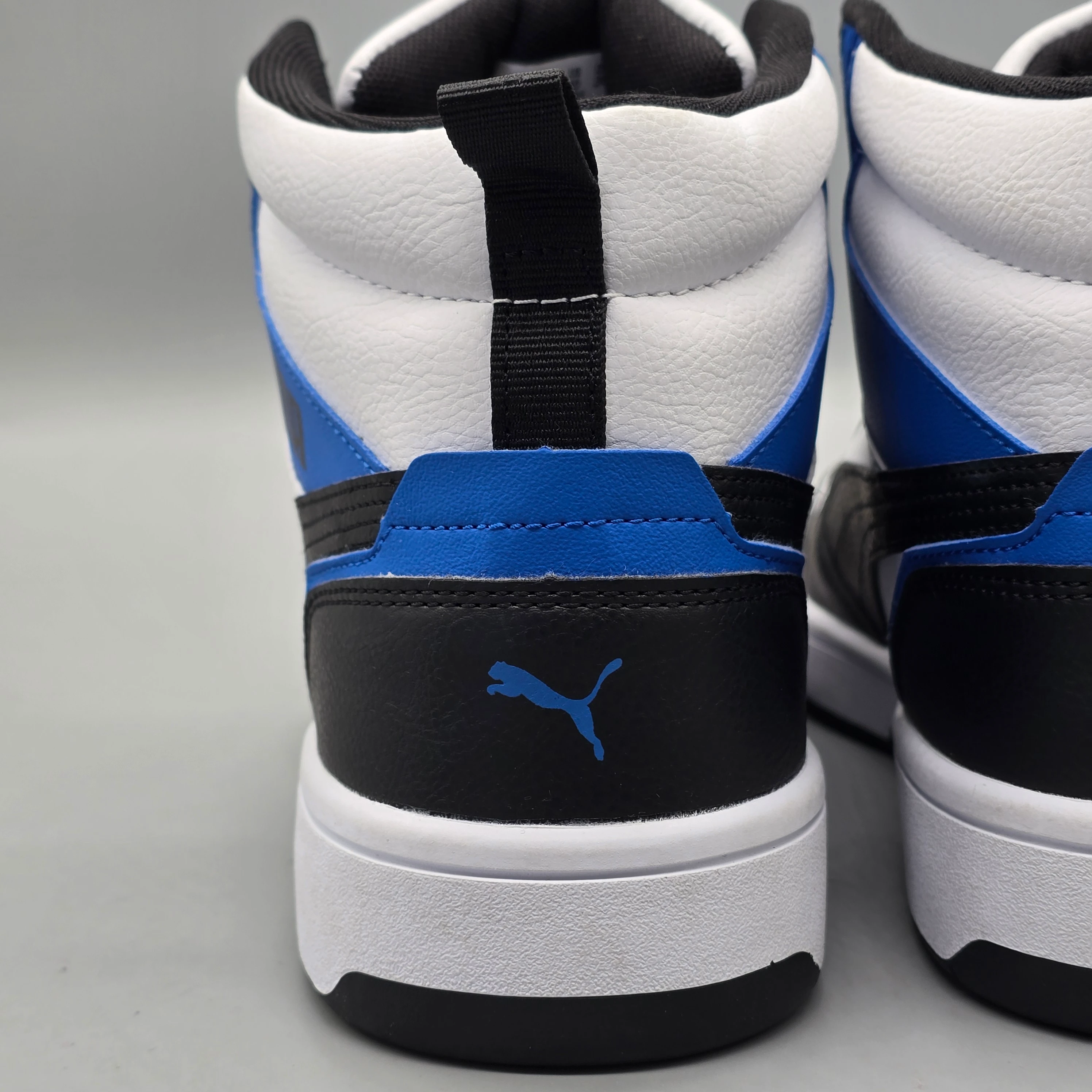 PUMA REBOUND V6 MID 8