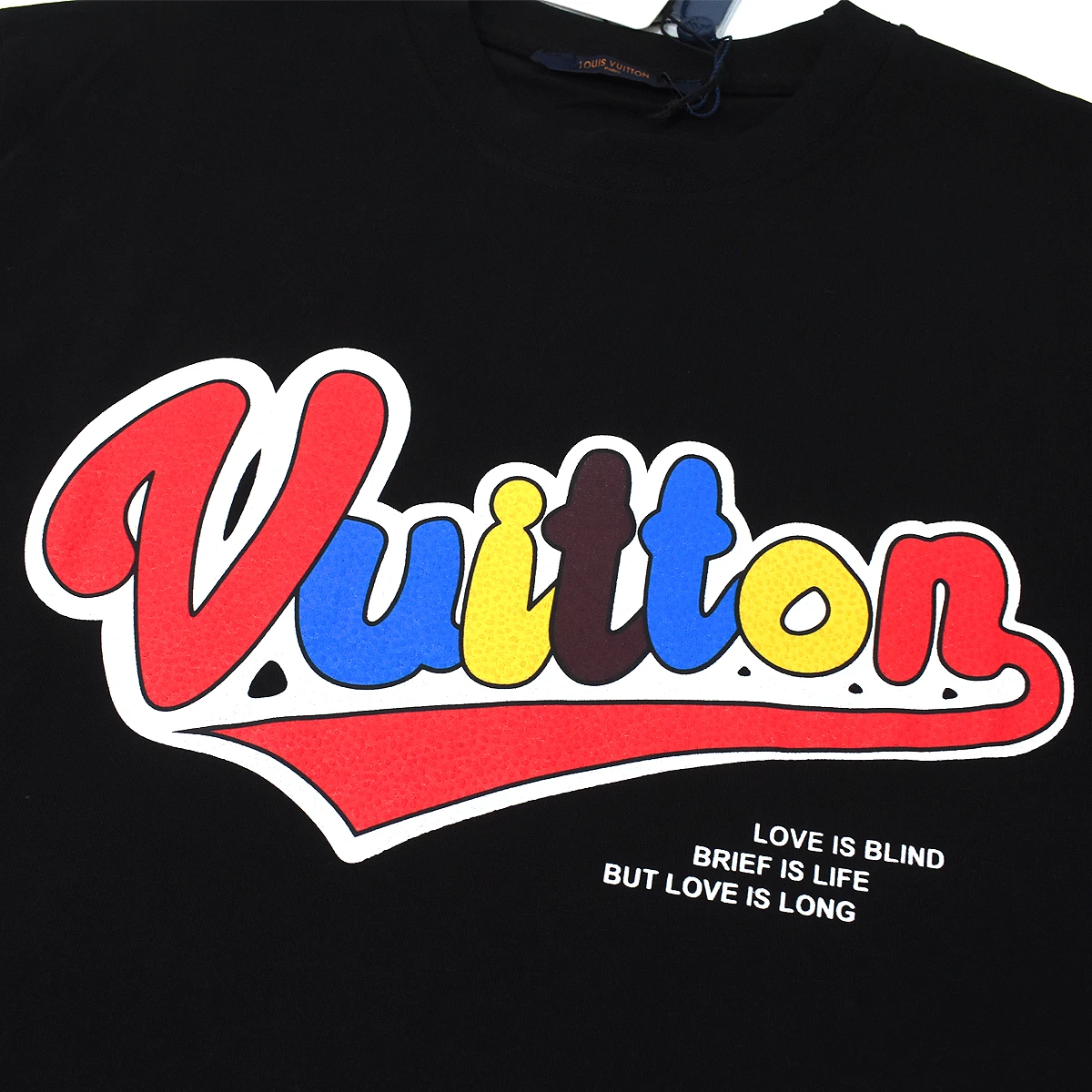 Playera LV 4